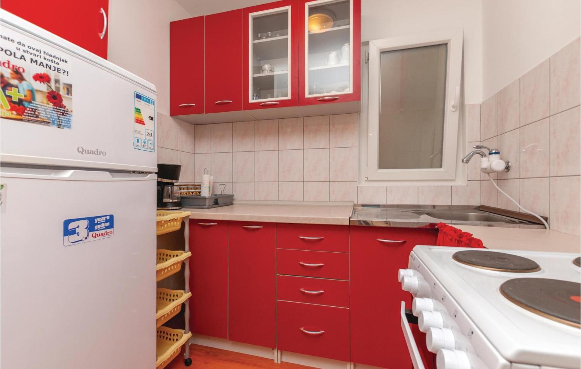Beautiful Apartment In Jadrija With Kitchen Exterior photo
